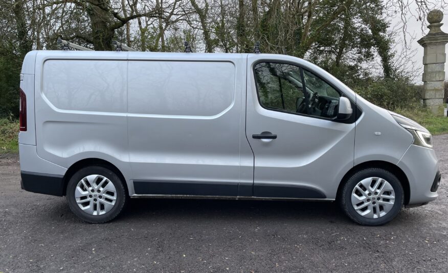 2020 Renault Trafic 2.0 dCi ENERGY 28 Sport Nav Panel Van 5dr Diesel Manual SWB Standard Roof Euro 6 (s/s) (145 ps)